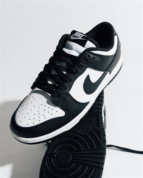 nike dunks zwart low|Nike Dunk Low sneakers.